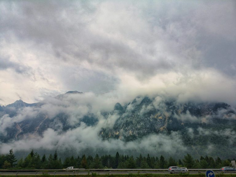 How Weather Affects Your Car’s Performance
