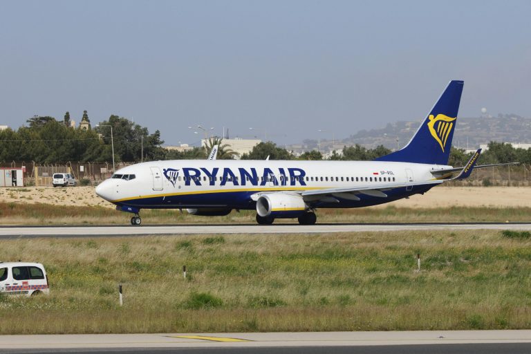 How to Spot Early Signs of Engine Trouble