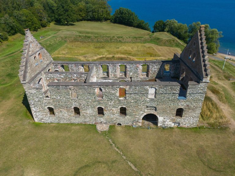 The Fastest Mini SSD Drives For Travelers