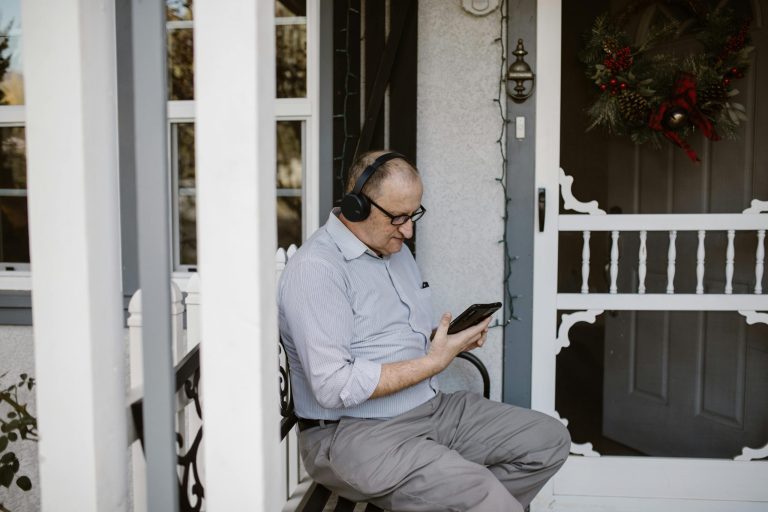 Tech-driven home search tools and virtual tours thrive