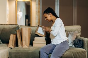 The ‘Unboxing’ Trend and Sharing Shopping Reviews