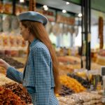 Why Online Marketplaces Outshine Traditional Malls Today