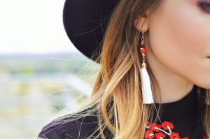 Wearable tech embeds wellness features into fashion