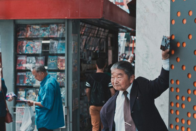 Multigenerational marketing strategies bridge digital divides